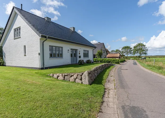 Huus Leeftalich Vakantiehuis Alkersum